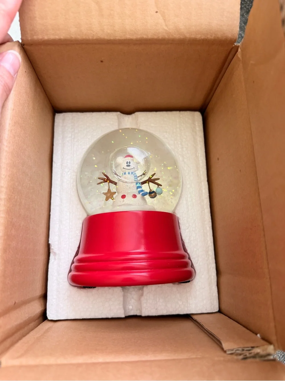 DISNEY Festive Red Mickey Mouse Snowman Glass Snow Globe 6”H